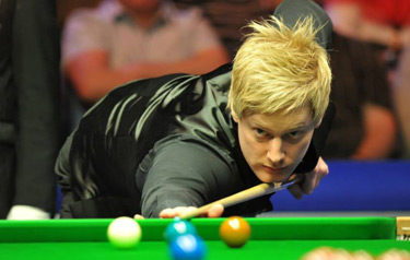 足以吸引全 足以吸引全